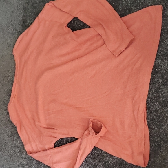 Orange sweater - Picture 6 of 7